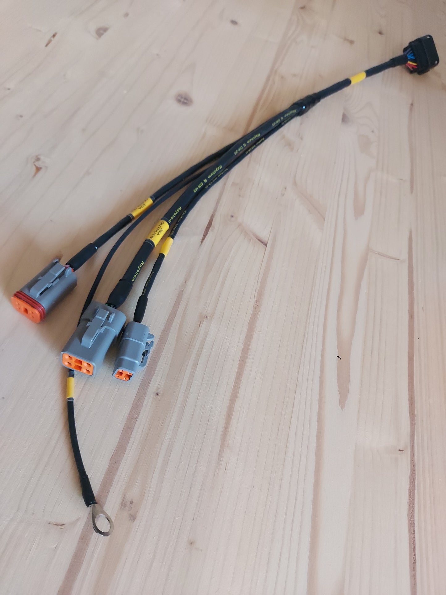 SWITCH PRO SP9100 INSTALLATION HARNESS