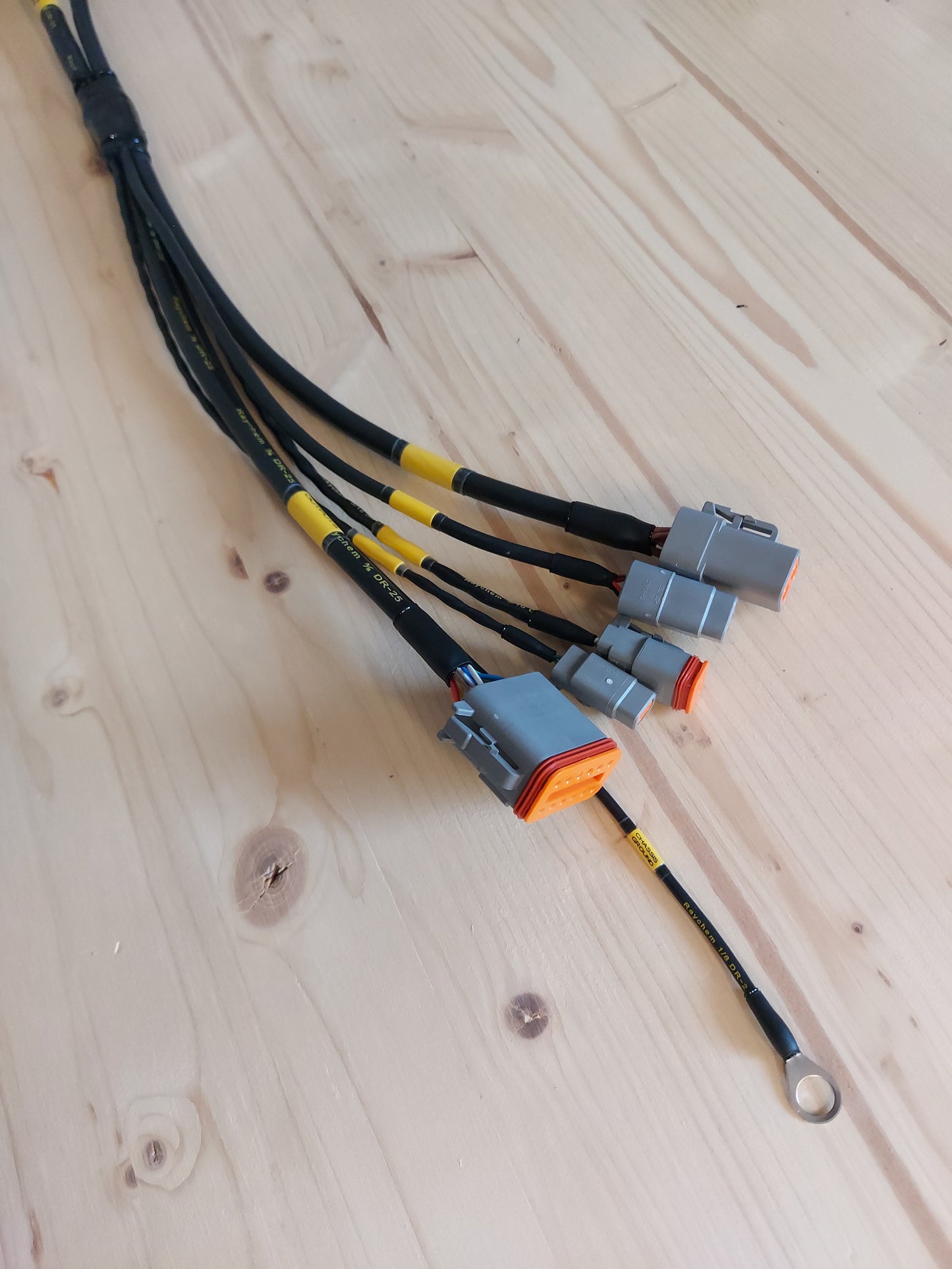 SWITCH PRO RCR FORCE 12 INSTALLATION HARNESS