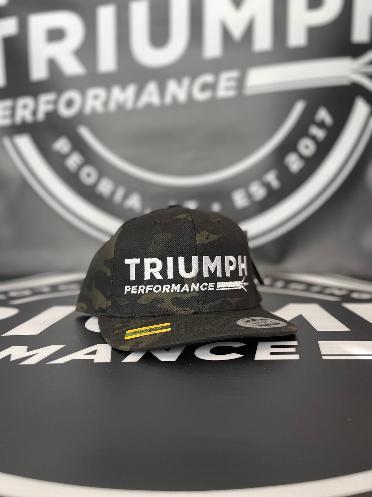 TRIUMPH PERFORMANCE BLACK "MULTICAM" SNAPBACK