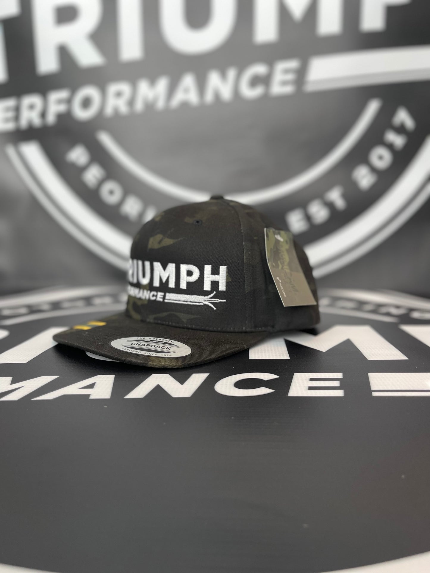 TRIUMPH PERFORMANCE BLACK "MULTICAM" SNAPBACK